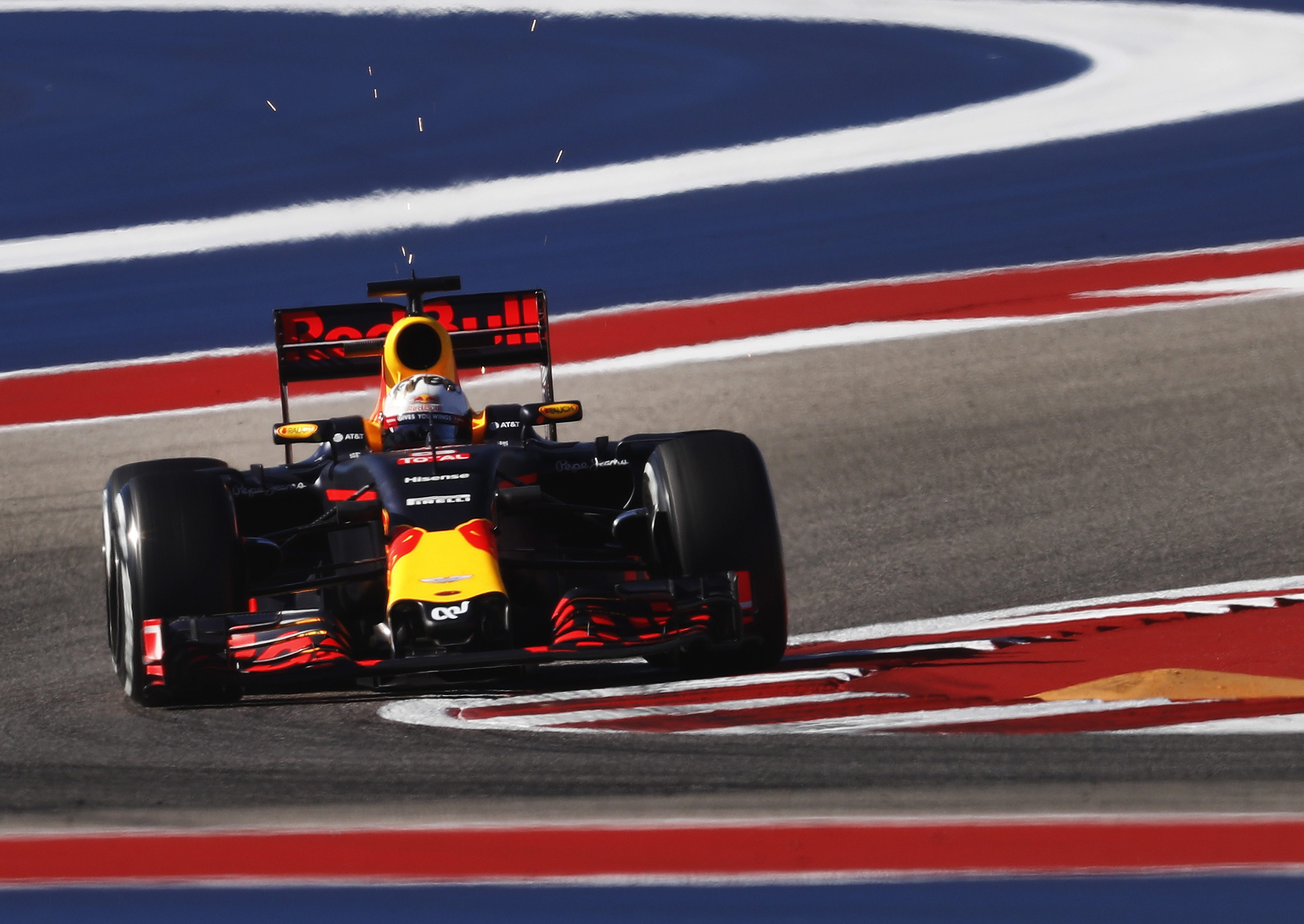 GP Αμερικής 2016: Rosberg-Ricciardo οι πρωταγωνιστές της Παρασκευής