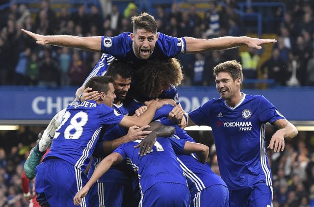 Η Τσέλσι διέσυρε Μουρίνιο και Μπέμπηδες, η Σίτι «γκέλαρε» ξανά