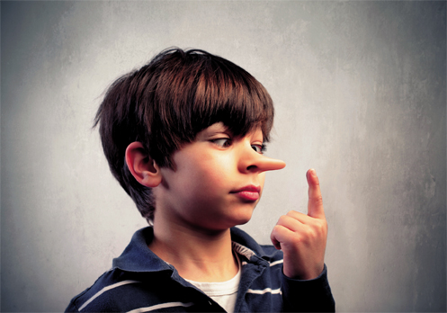 Ο εγκέφαλος προσαρμόζεται για να διευκολύνει το ψέμα