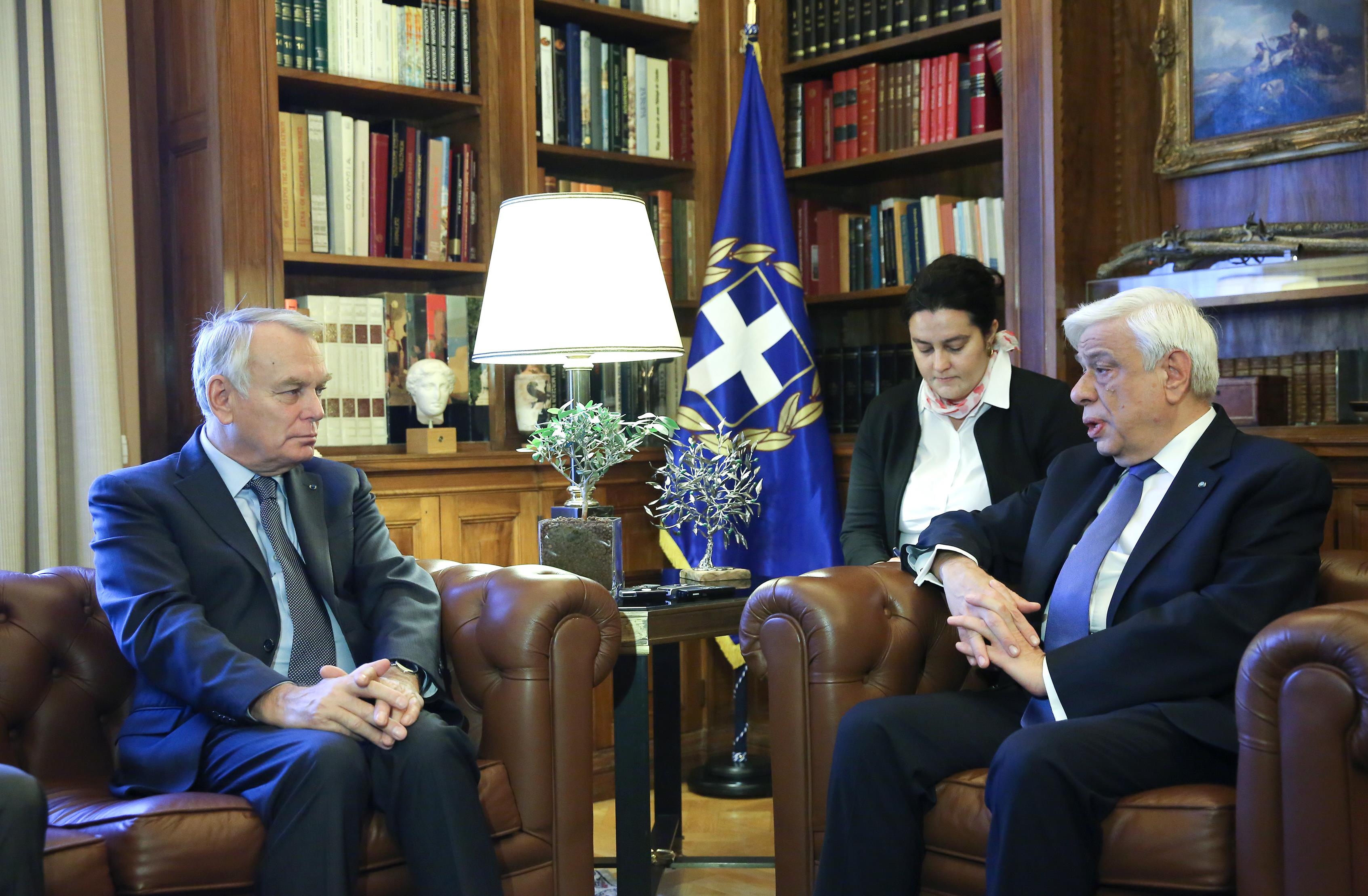 Ερό: Η Ελλάδα μπορεί να στηρίζεται στη βοήθεια της Γαλλίας