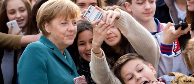 Θα διεκδικήσει η Άγκελα Μέρκελ και τέταρτη θητεία;