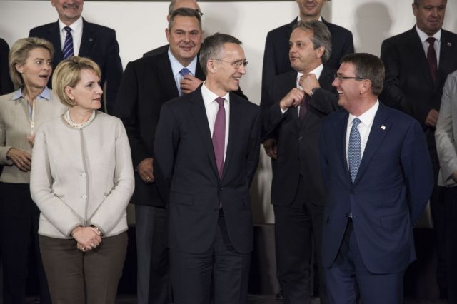 Καμμένος: Αντιφατικές απαιτήσεις ΝΑΤΟ-θεσμών για τις αμυντικές δαπάνες