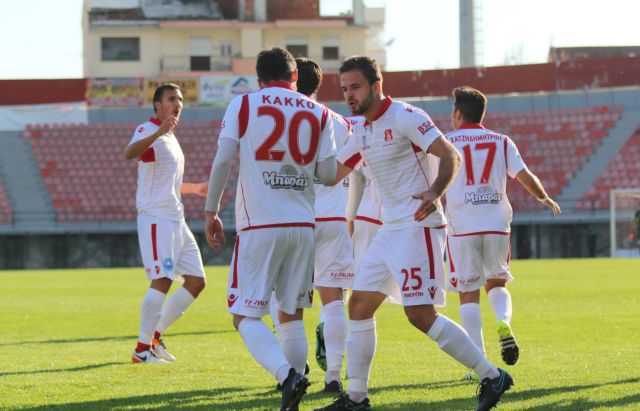 «Με το δεξί» ο Πανσερραϊκός, «λευκή» ισοπαλία για Αιγινιακό και Λαμία