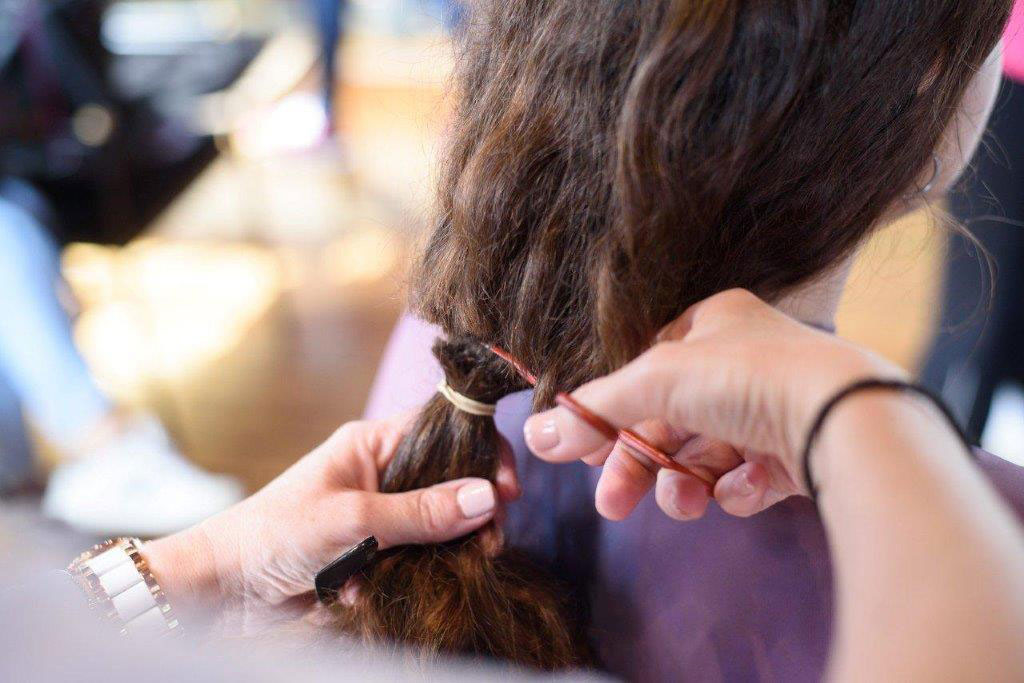 Η Πάτρα έτρεξε για καλό σκοπό και πρόσφερε μαλλιά στο «Άλμα Ζωής»