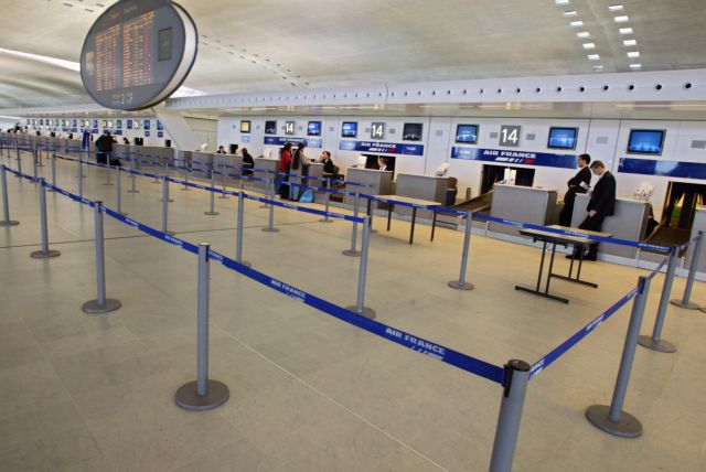 Ελεγκτές εναέριας κυκλοφορίας: Επαναλαμβανόμενες απεργίες από την Κυριακή