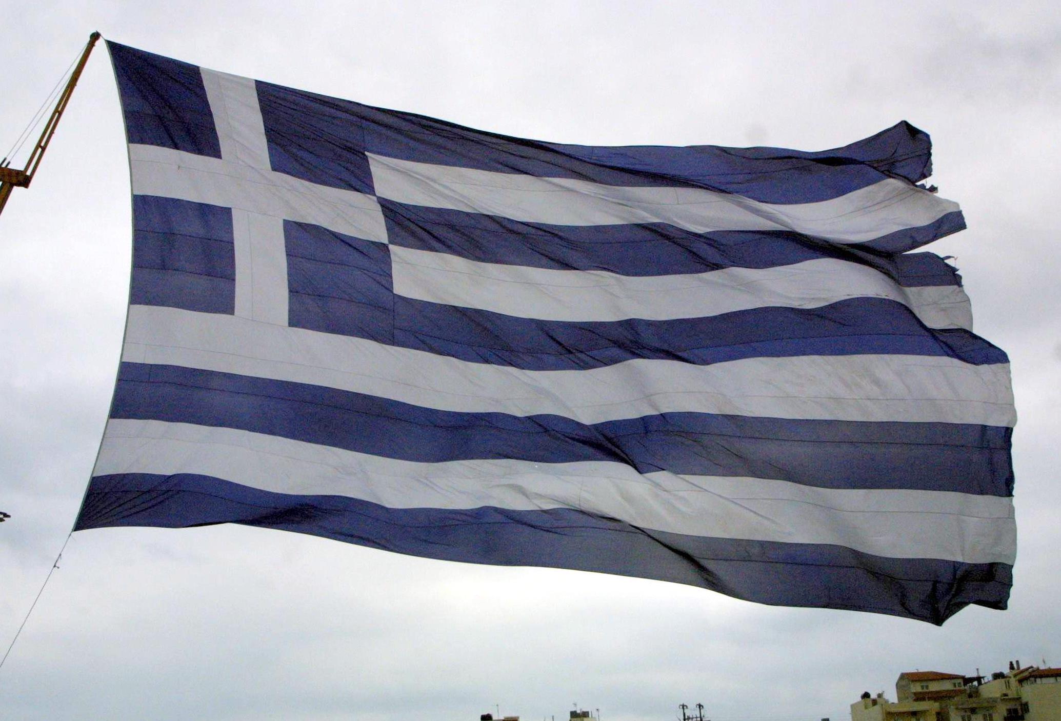 Ελληνική πρεσβεία στα Τίρανα: Δεν καθυστερούμε τη διέλευση αλβανών ταξιδιωτών
