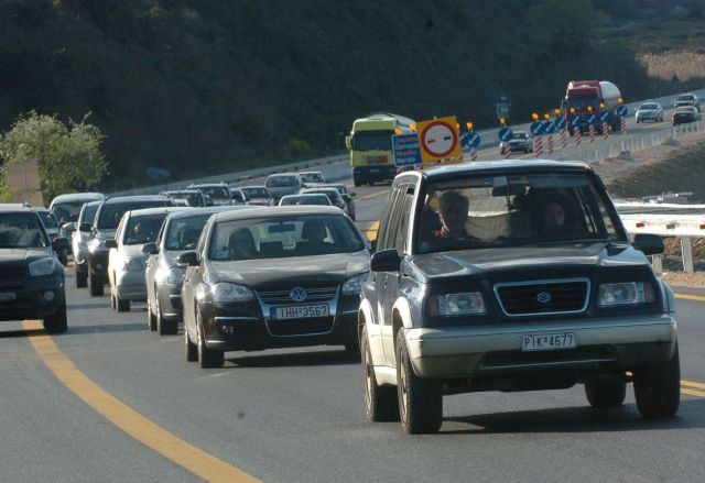 Το τελικό σχέδιο της κυβέρνησης για τα νέα τέλη κυκλοφορίας
