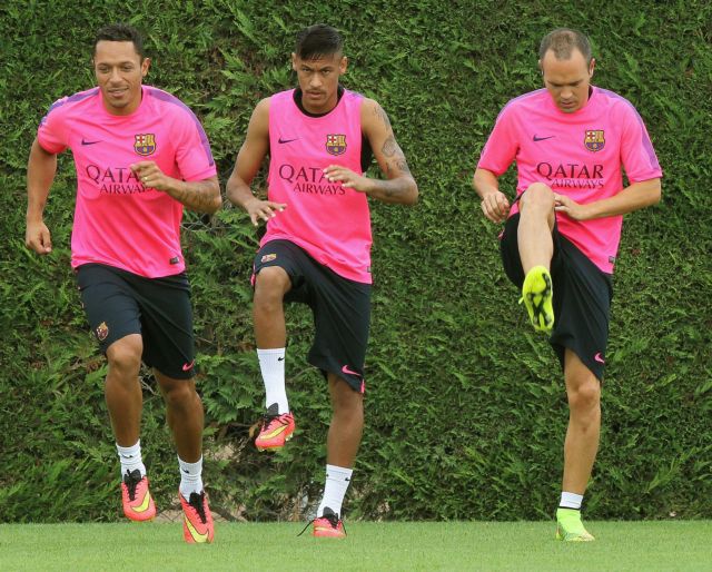 Επέστρεψε νωρίτερα στις προπονήσεις της Μπαρτσελόνα ο Ινιέστα
