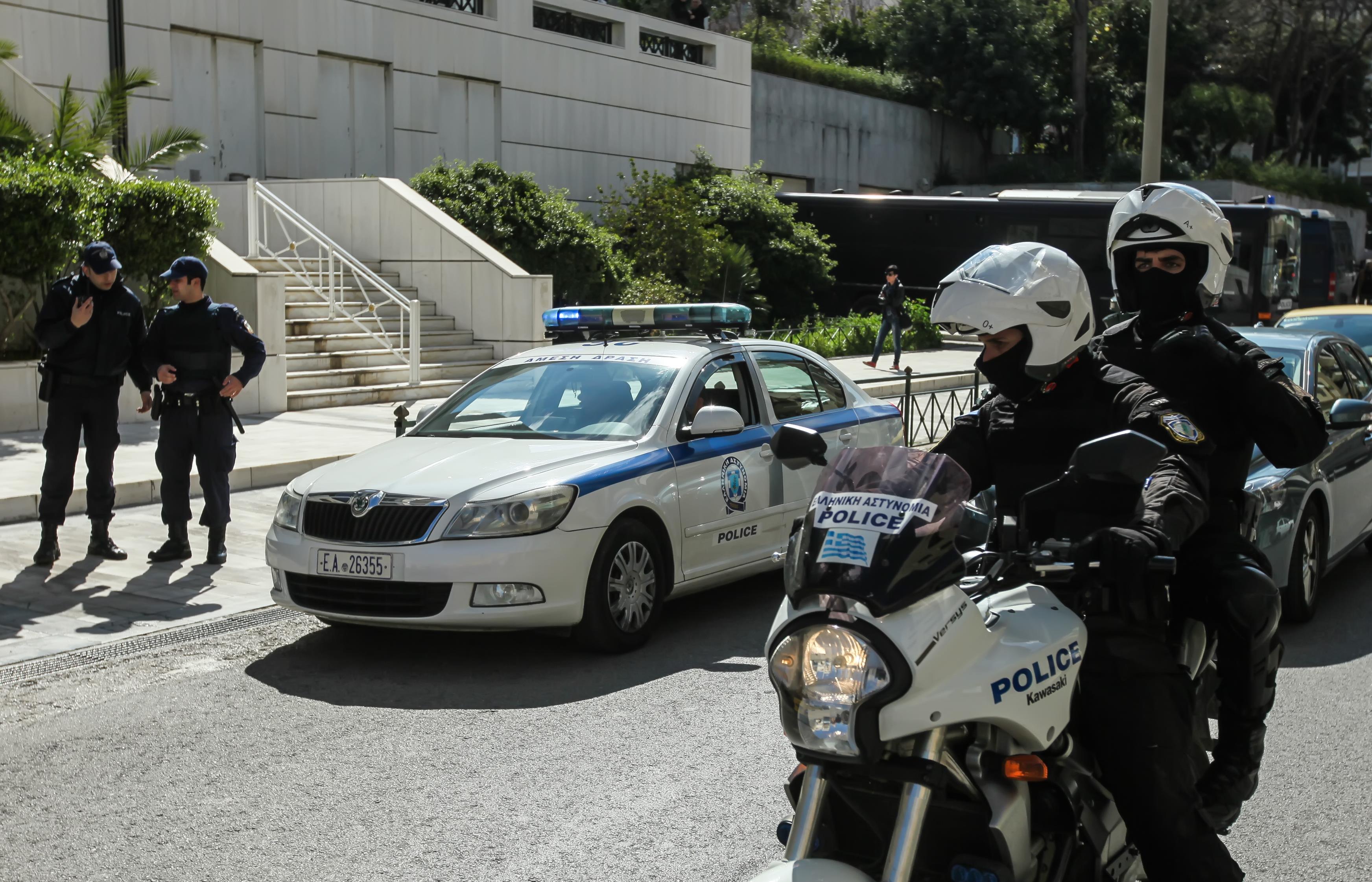 Πυρήνες: Απειλές κατά πολιτικών, επιχειρηματιών και δημοσιογράφων