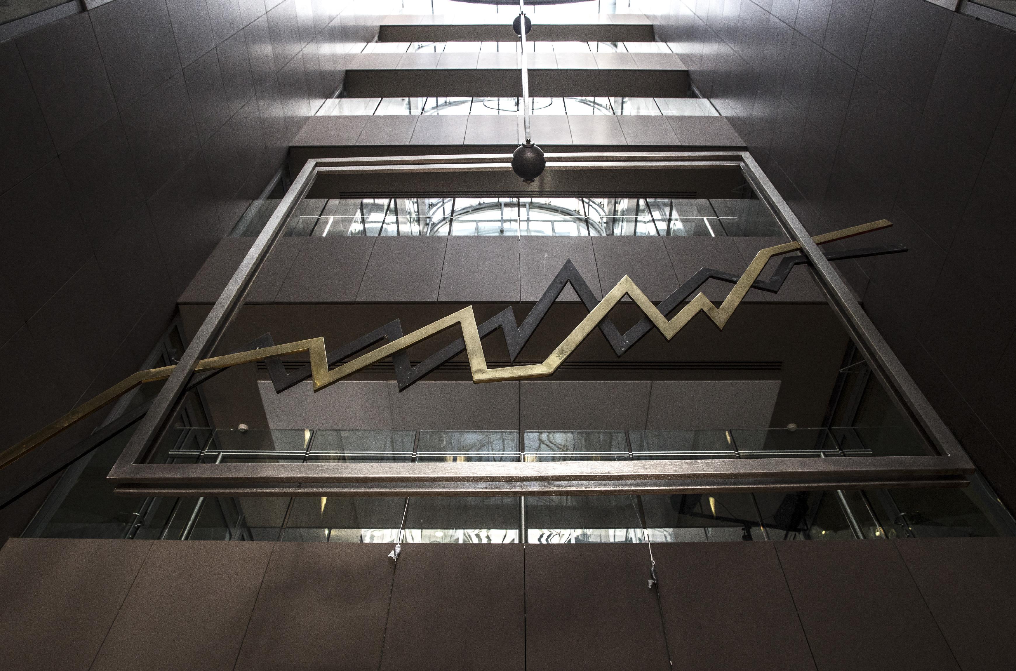 Bloomberg: Ράλι στις αγορές ομολόγων και μετοχών λόγω προσδοκιών για ελάφρυνση χρέους