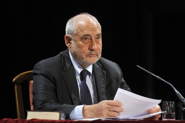 Στίγκλιτς: Η καθυστέρηση για το ελληνικό χρέος έχει μεγάλο κόστος