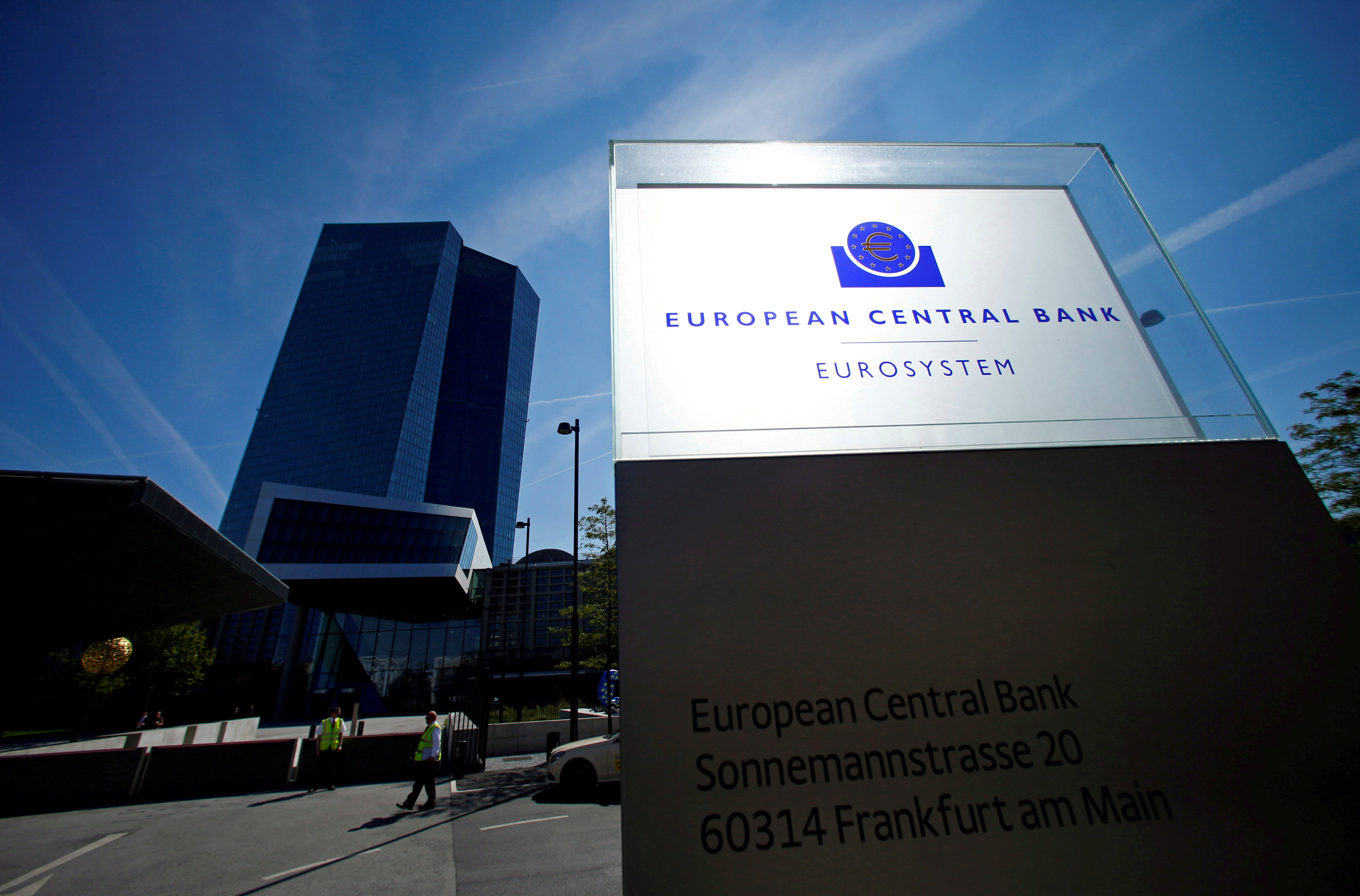 ΕΚΤ: Σε 127 μειώνεται ο αριθμός των συστημικά σημαντικών τραπεζών