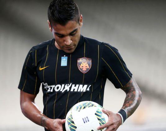 Νέο πρόβλημα τραυματισμού στην ΑΕΚ με τον Βάργκας