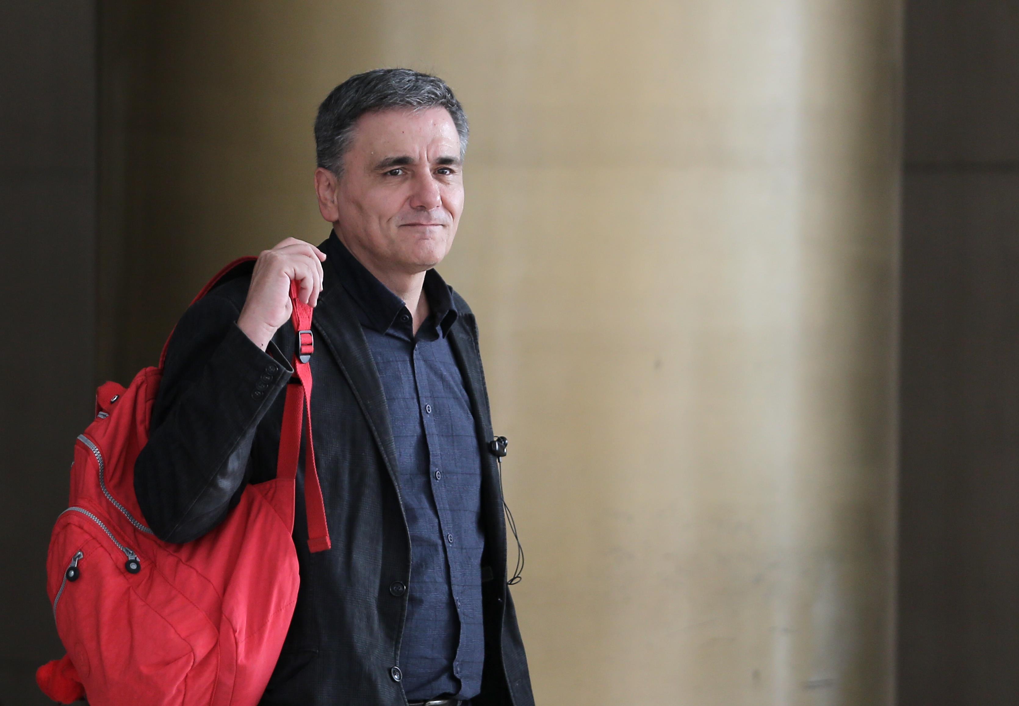 Χωρίς συμφωνία αναχωρούν οι θεσμοί από την Αθήνα