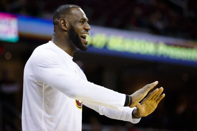 Νίκες για Καβαλίερς και Γουόριορς