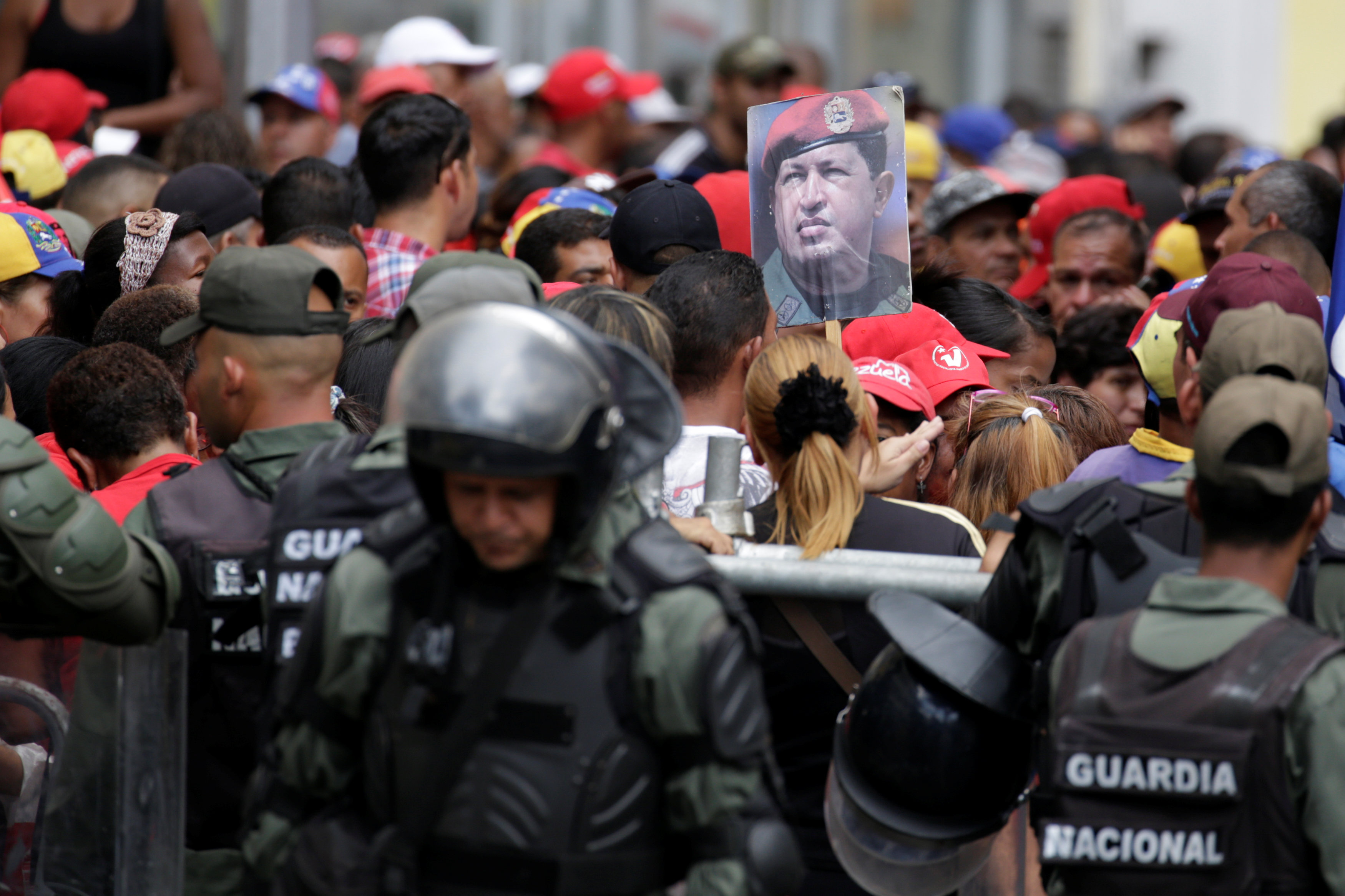 Διάλειμμα αποκλιμάκωσης στην πολιτική κρίση στη Βενεζουέλα
