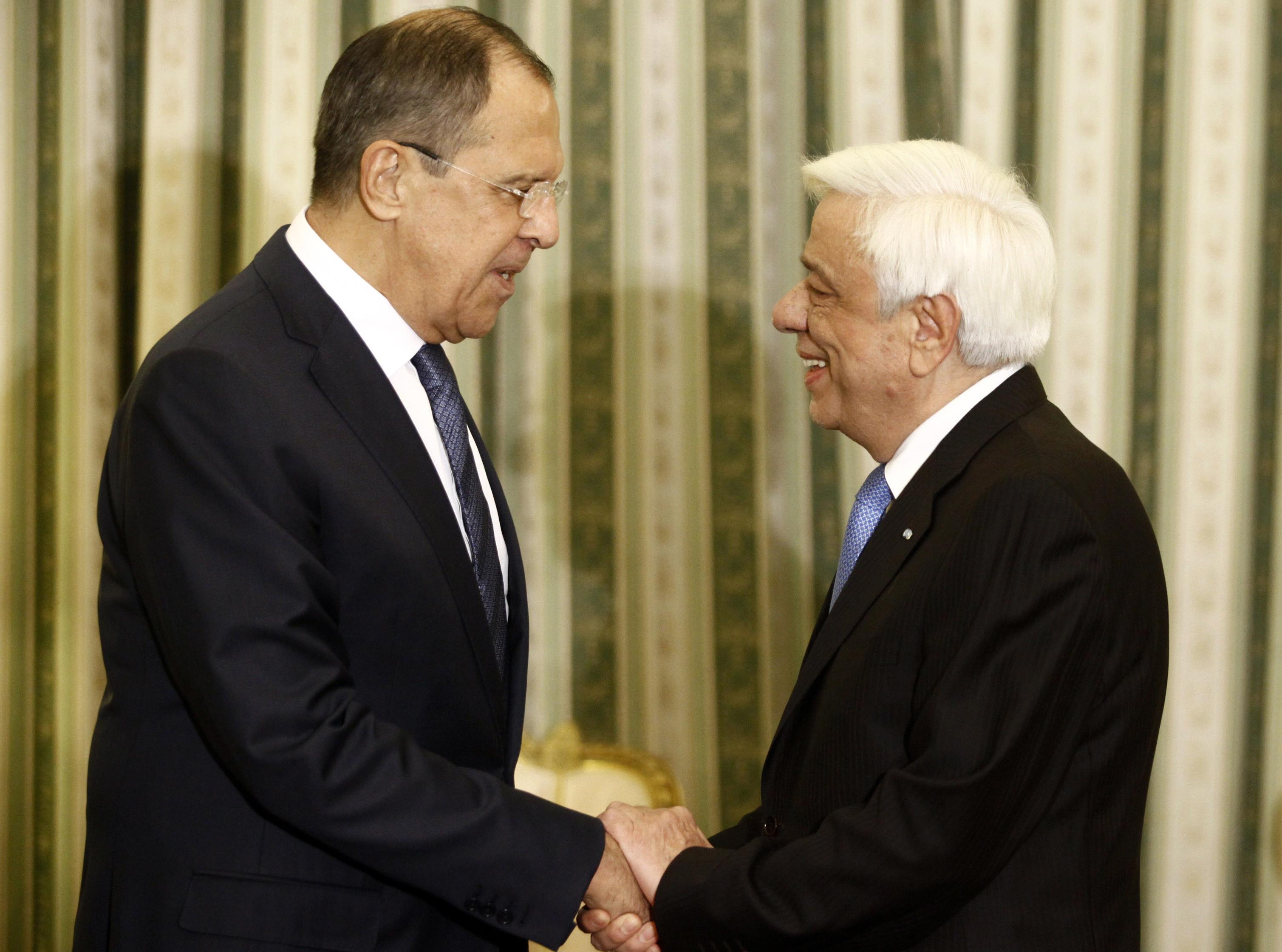 Λαβρόφ: Όχι σε ασφυκτικές προθεσμίες για λύση του Κυπριακού