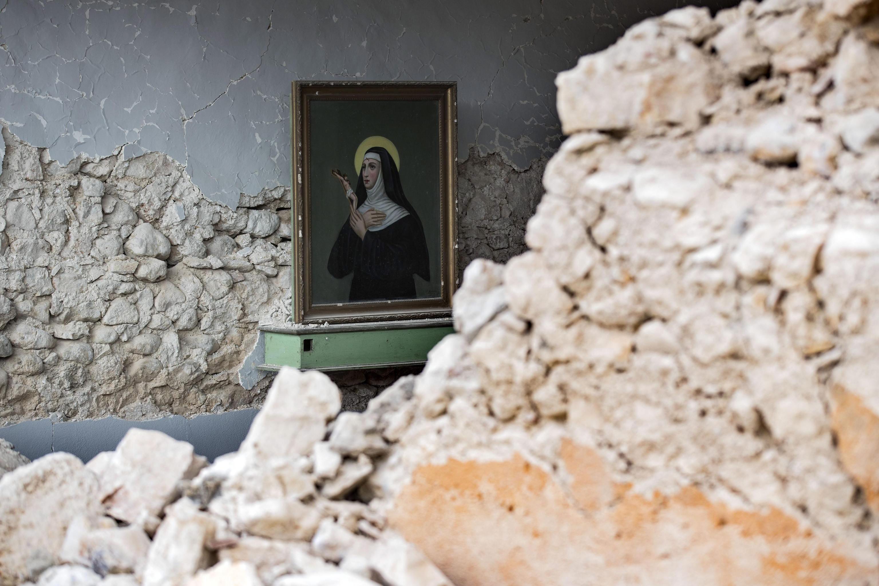 Ανησυχία σκορπά στην κεντρική Ιταλία ο νέος σεισμός 4,8 βαθμών