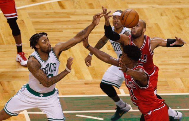 Πρώτη ήττα για τους Μπουλς, στην παράταση οι Σανς τους Μπλέιζερς