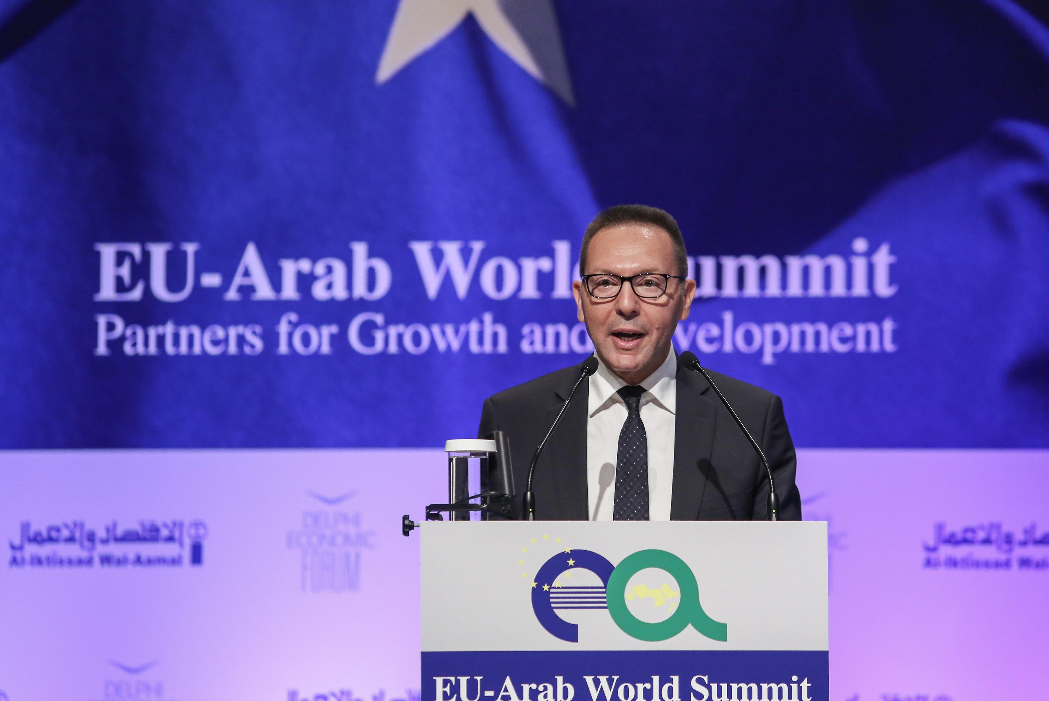 Στουρνάρας: Χρειάζεται επειγόντως εξειδίκευση των μέτρων για το χρέος