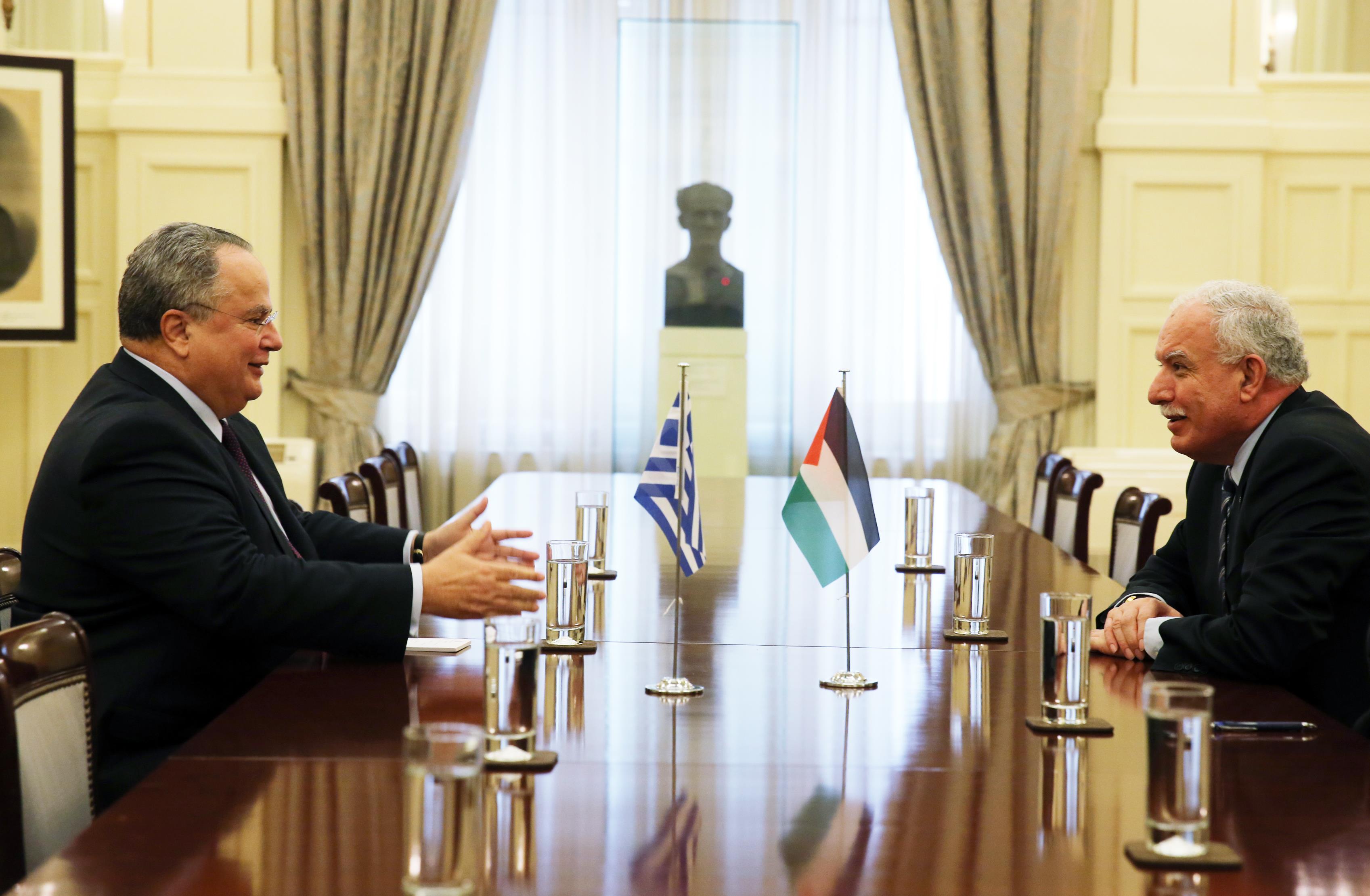 Συνάντηση Ν.Κοτζιά με τον παλαιστίνιο ΥΠΕΞ
