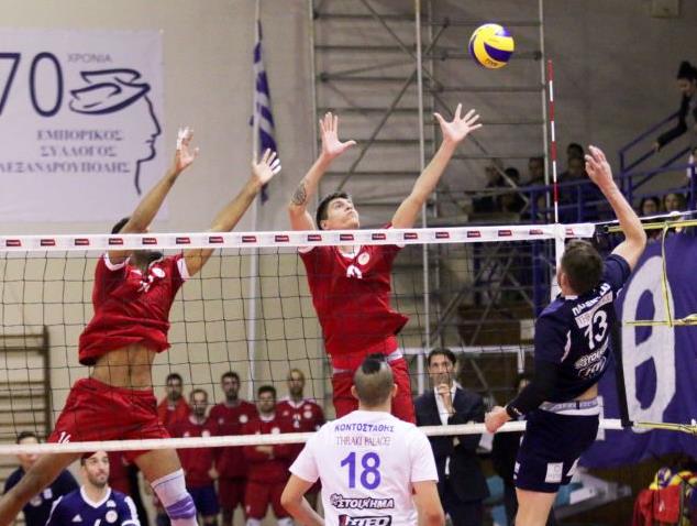 Ανετος Ολυμπιακός στην Αλεξανδρούπολη, «φωτιά» ο Φοίνικας