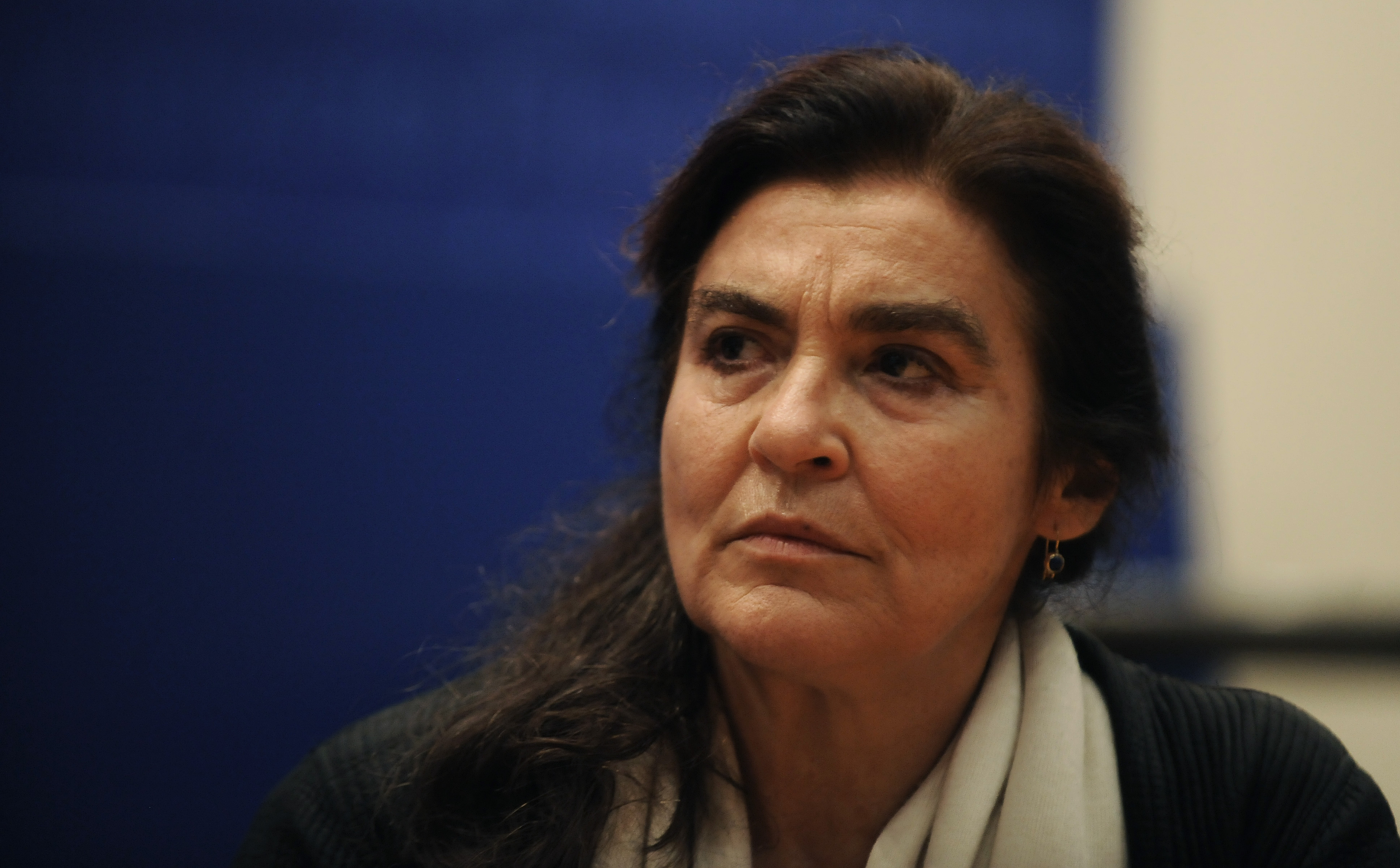 Η νέα υπουργός Πολιτισμού Λυδία Κονιόρδου απαγγέλλει ποίηση (βίντεο)