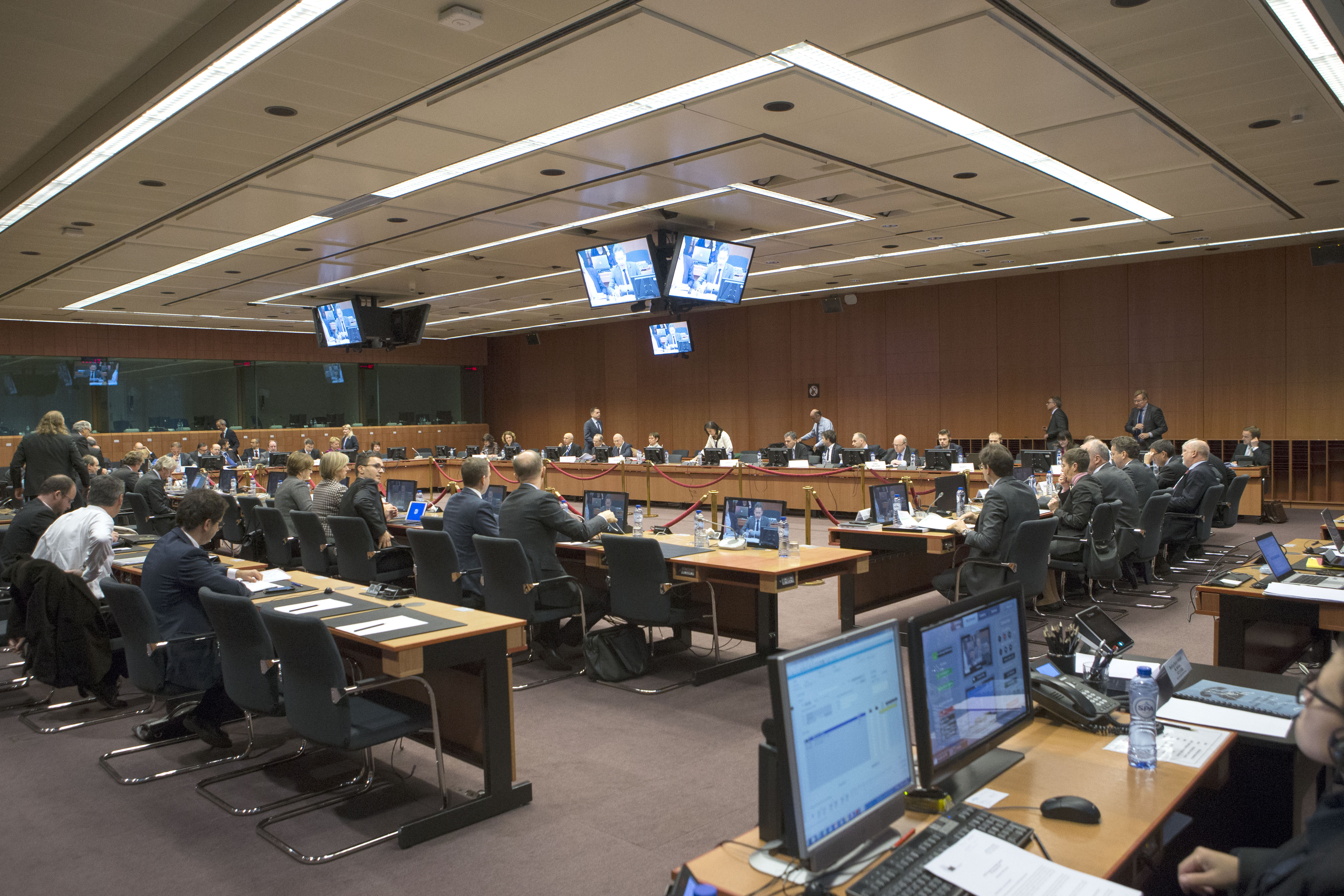 Πηγές ΕΕ: Πιθανή η συμφωνία ως το τέλος 2016, αλλά δύσκολο τη Δευτέρα