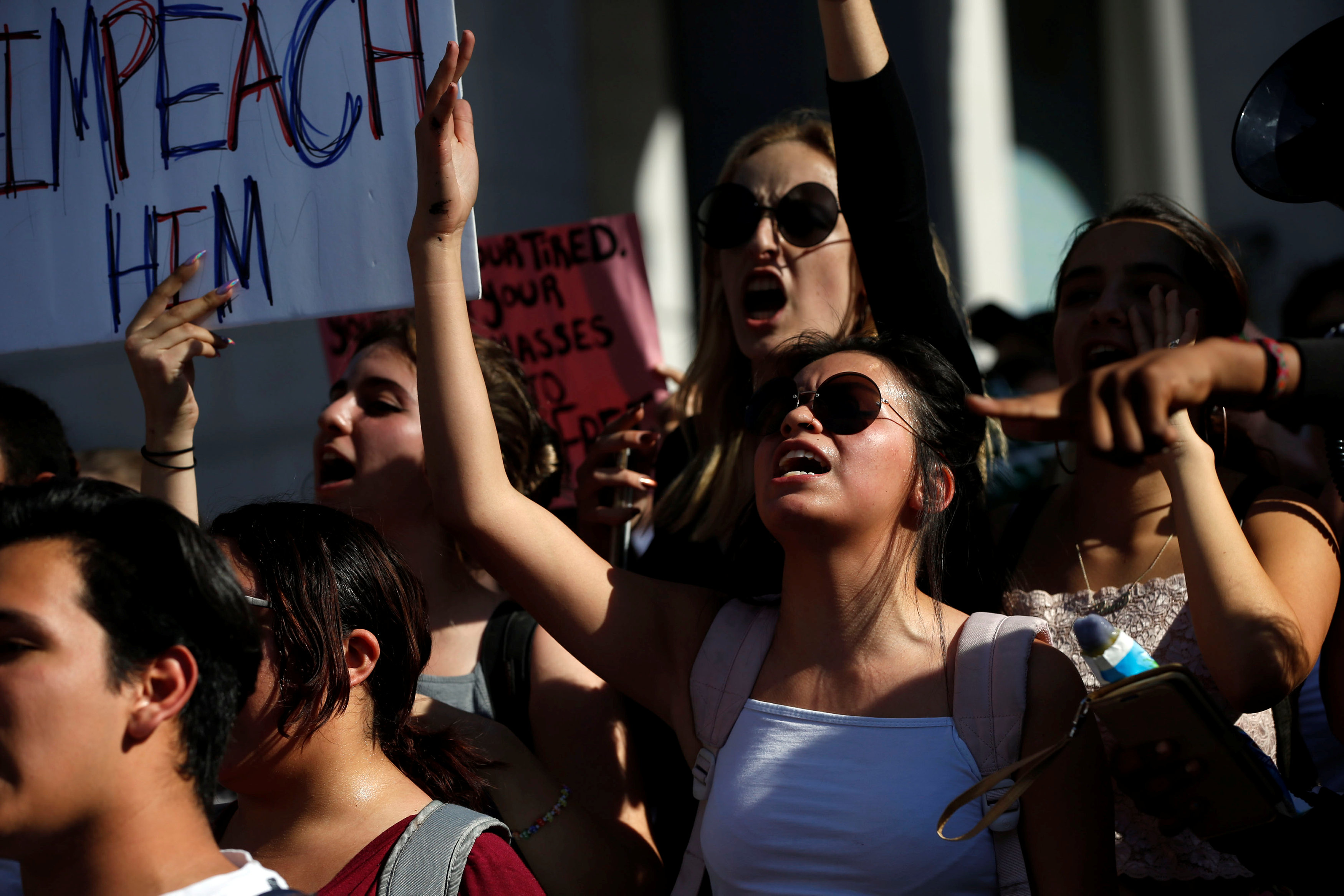 «Million Women March»: Γυναίκες κατά Τραμπ την επομένη της ορκωμοσίας