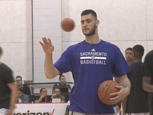 Στην αναπτυξιακή λίγκα του NBA ο Παπαγιάννης