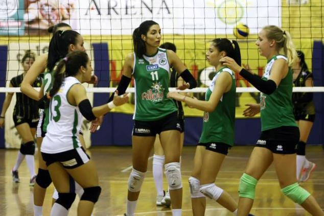 Εύκολα οι «αιώνιες», «κάηκε» στη Σαντορίνη ο Πανναξιακός