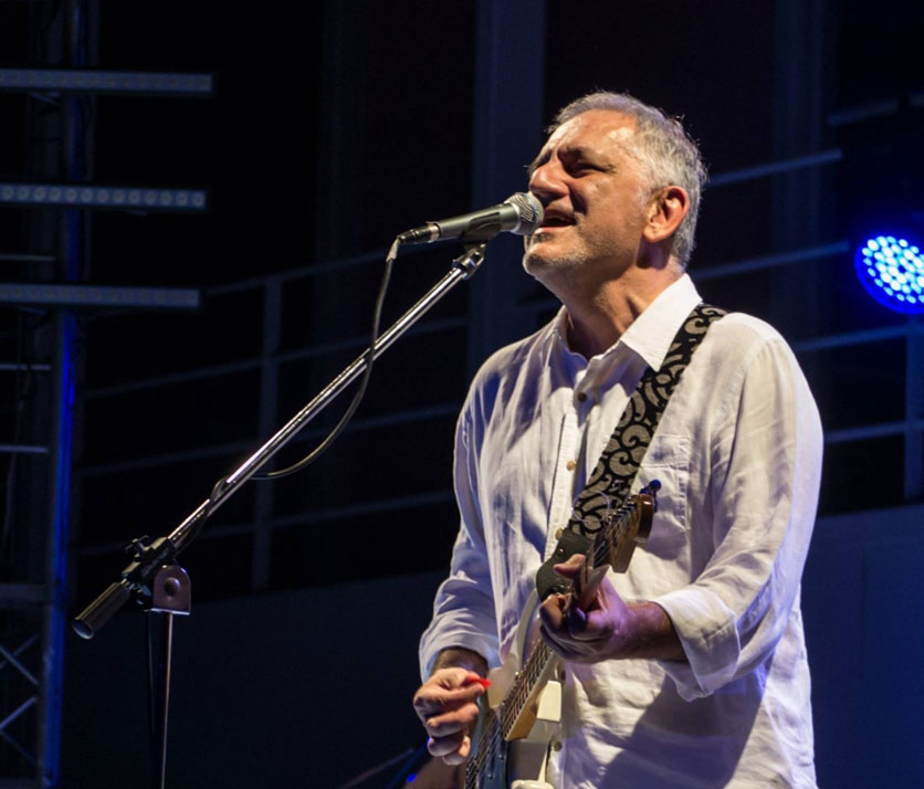 Ο Νίκος Πορτοκάλογλου κάνει «Restart» με νέα μπάντα: Προσκλήσεις