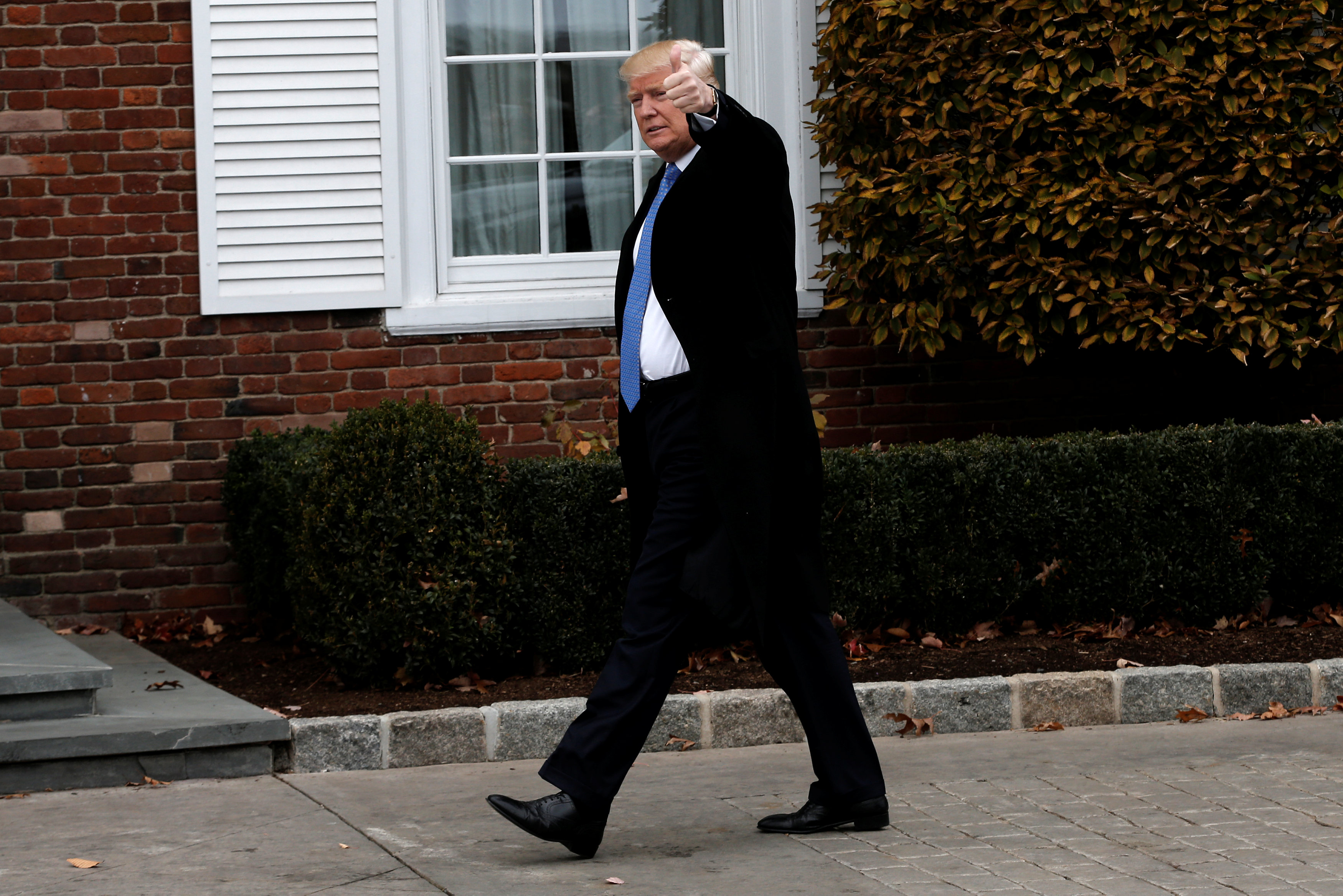 Ο Τραμπ απειλεί να ακυρώσει τη συμφωνία με την Κούβα