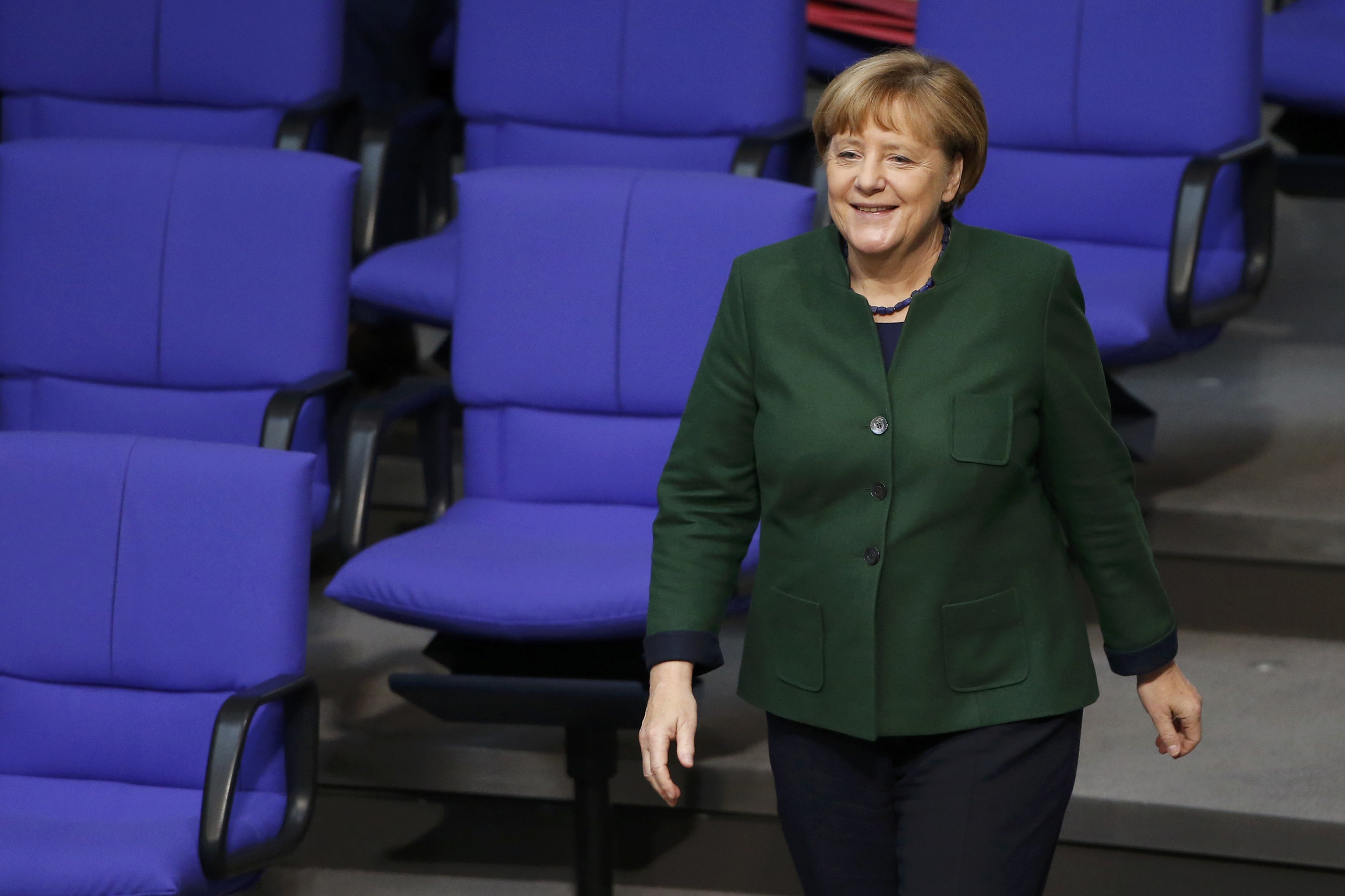 Δύο στους τρεις Γερμανούς συμφωνούν με τη νέα υποψηφιότητα Μέρκελ