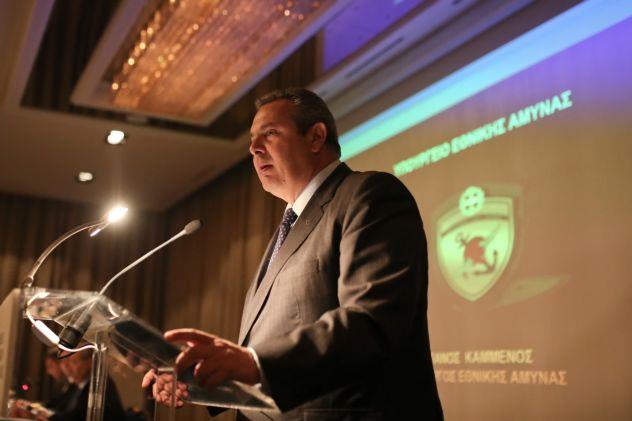 Καμμένος: Δεν υπάρχει θέμα υποχρεωτικής στράτευσης στα 18