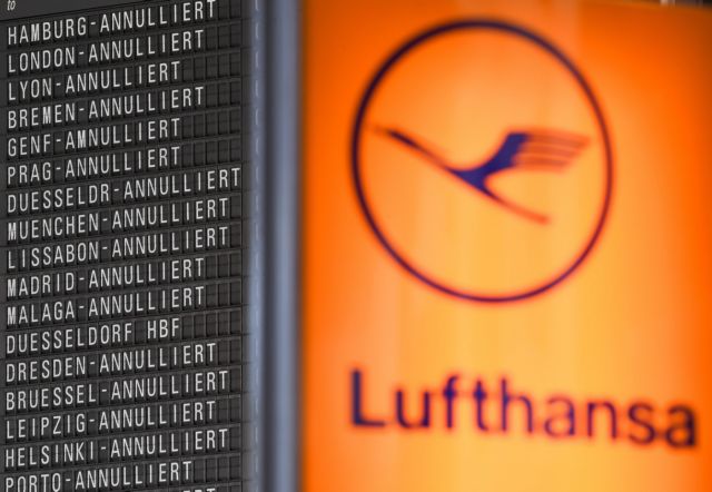 Έως τα μεσάνυχτα του Σαββάτoυ παρατείνεται η απεργία στη Lufthansa