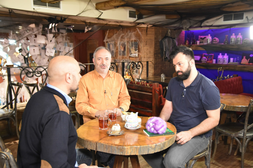 «Πύργος Αθηνών»: η νέα εκπομπή της ΕΡΤ2 που σας βγάζει έξω