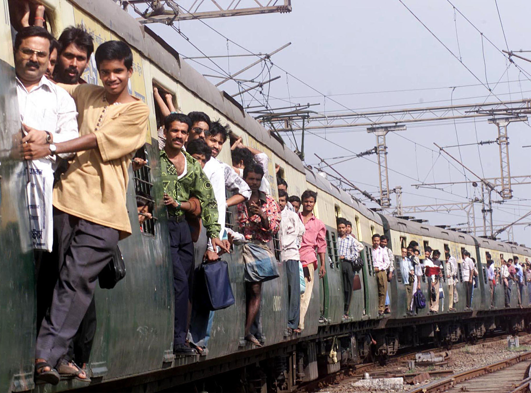 Οι Ινδοί προσφέρουν το νεφρό τους για να ζήσει η υπουργός Εξωτερικών