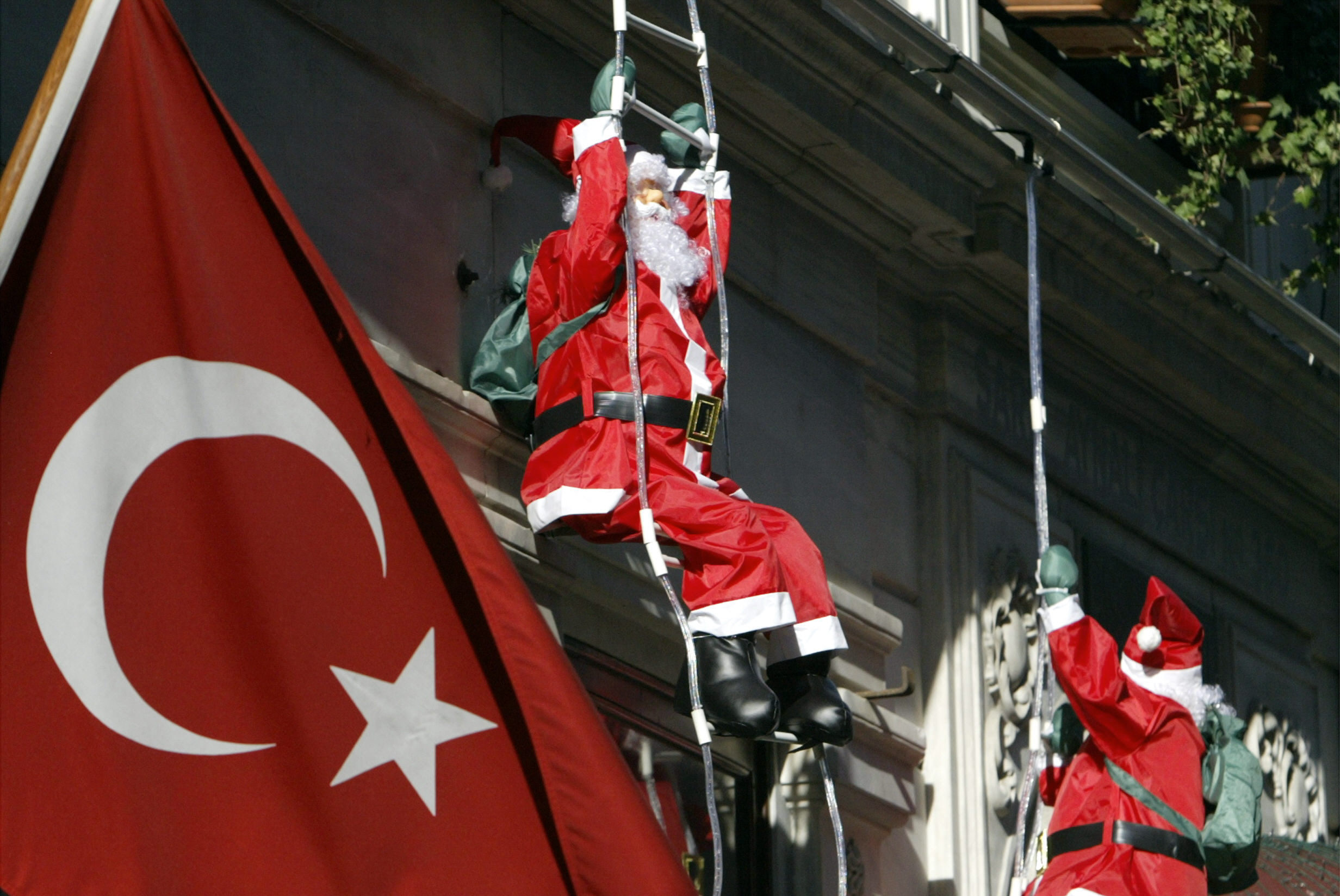 Οργή Βερολίνου κατά Τουρκίας για «απαγόρευση Χριστουγέννων» στη Γερμανική Σχολή
