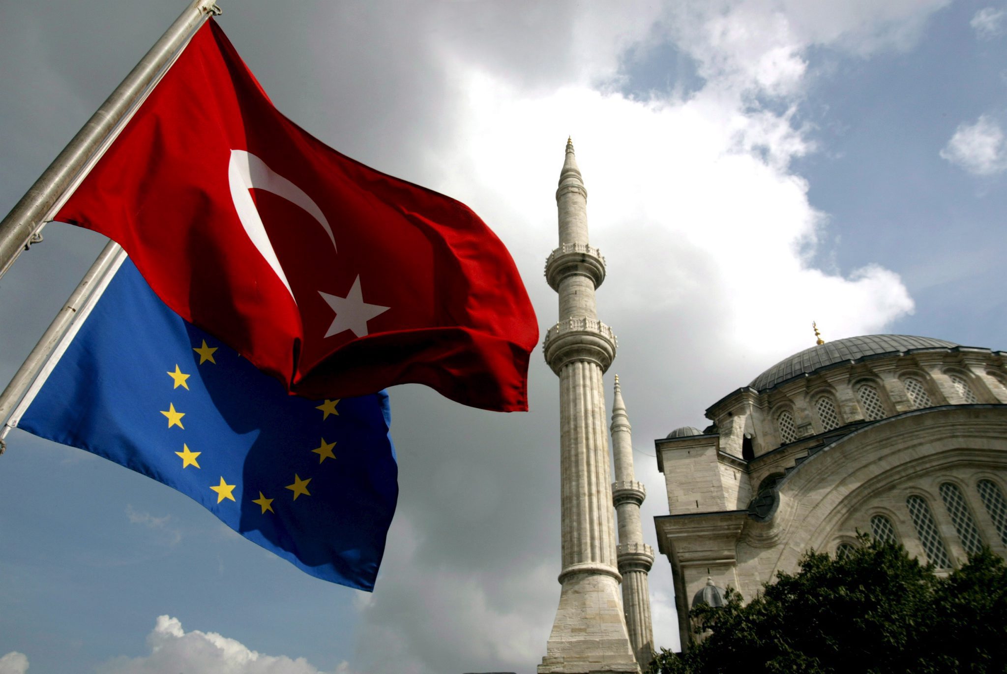 Η Γερμανία αντίθετη σε μπλόκο στην Τουρκία, επικαλούμενη (και) το Κυπριακό