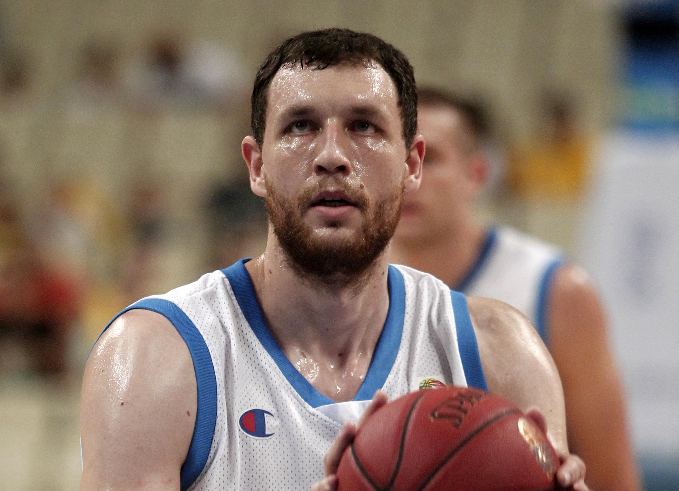 Στους Κινγκντάο Ίγκλις της Κίνας θα συνεχίσει ο Μαυροκεφαλίδης