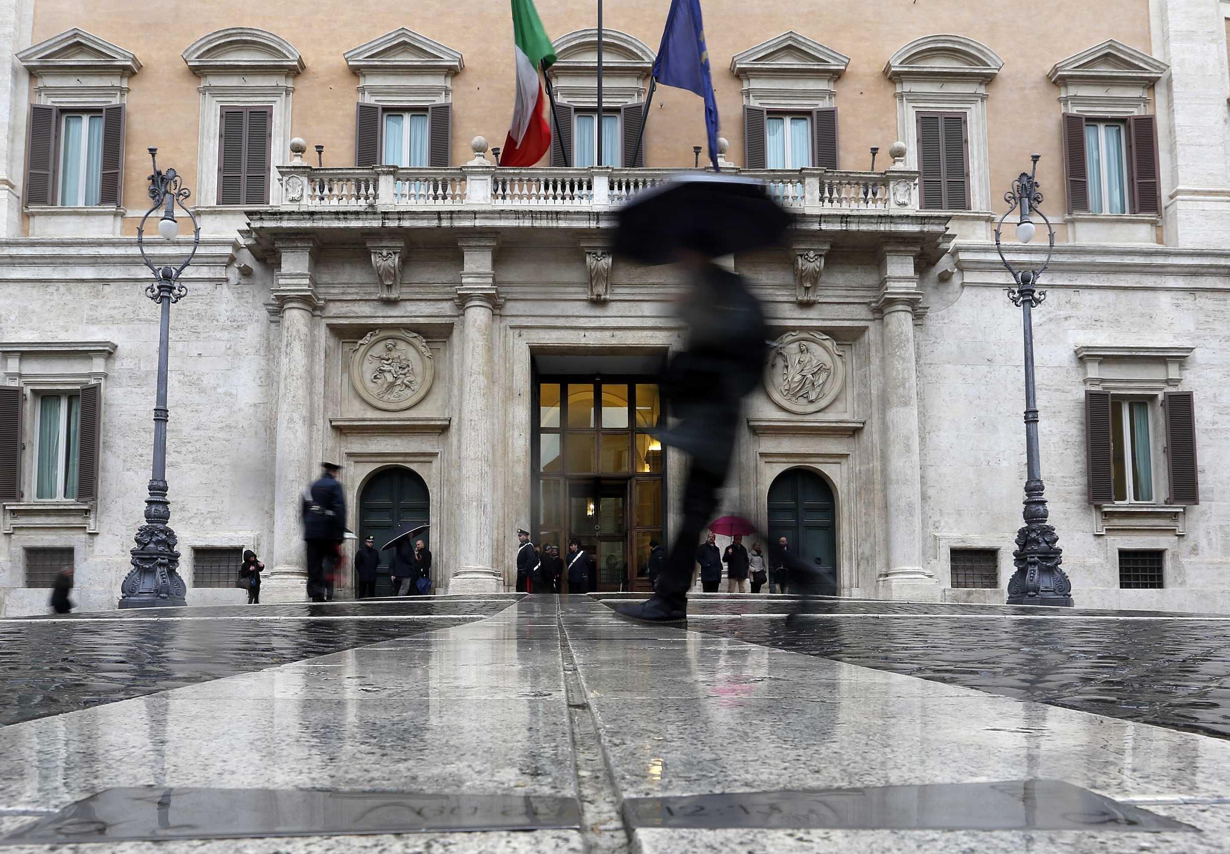 Ιταλική καταιγίδα: Οι Γκριλίνι φαντάζονται κυβέρνηση, η Λέγκα ζητά εκλογές