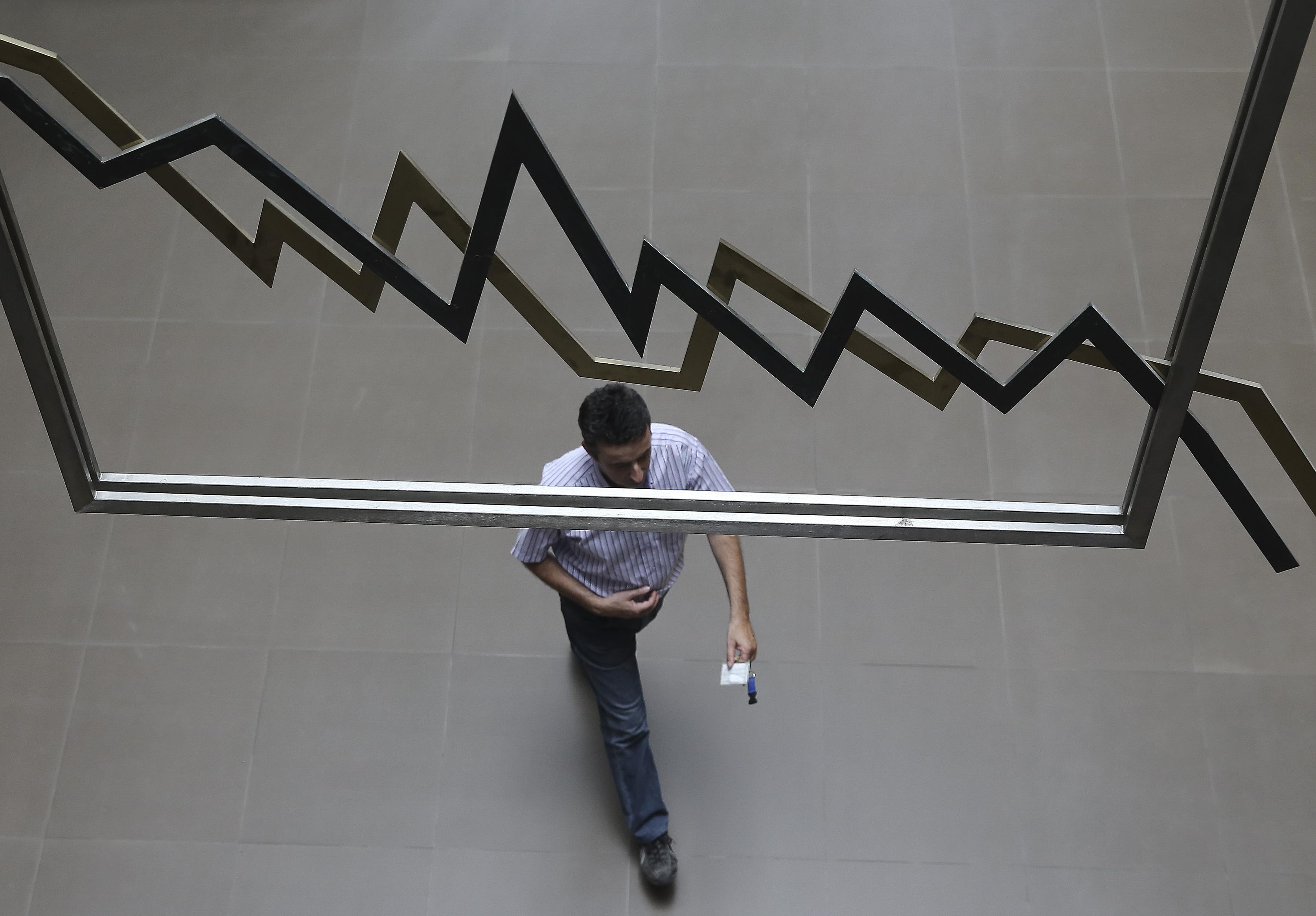 Aπώλειες στο Χρηματιστήριο τη Δευτέρα