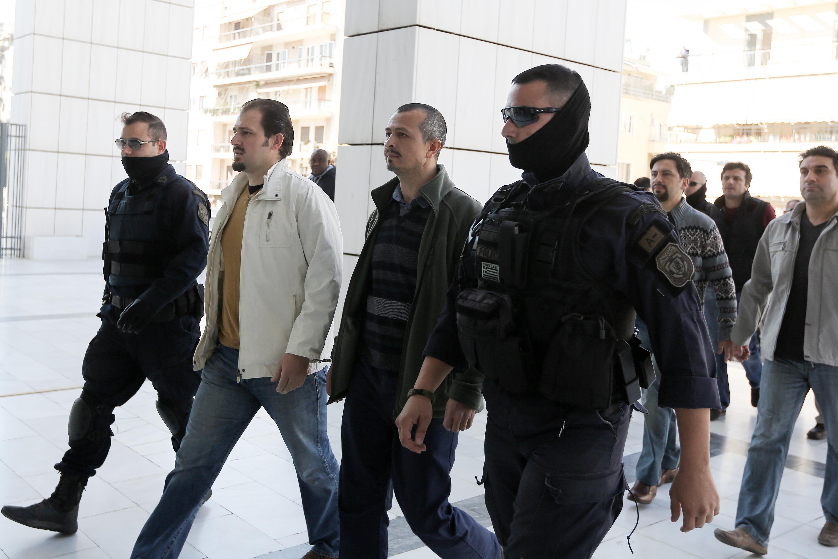 Δεν εκδίδονται οι τρεις από τους οκτώ Τούρκους που ζήτησαν άσυλο