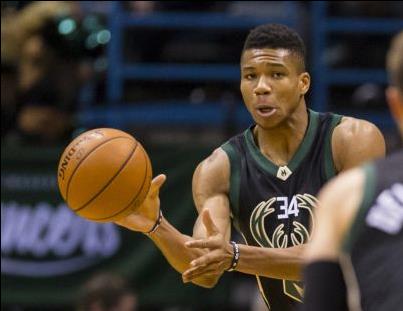 Χωρίς να παίξει ένα 12λεπτο ο Αντετοκούνμπο κουρφαίος στη νίκη επί των Νετς