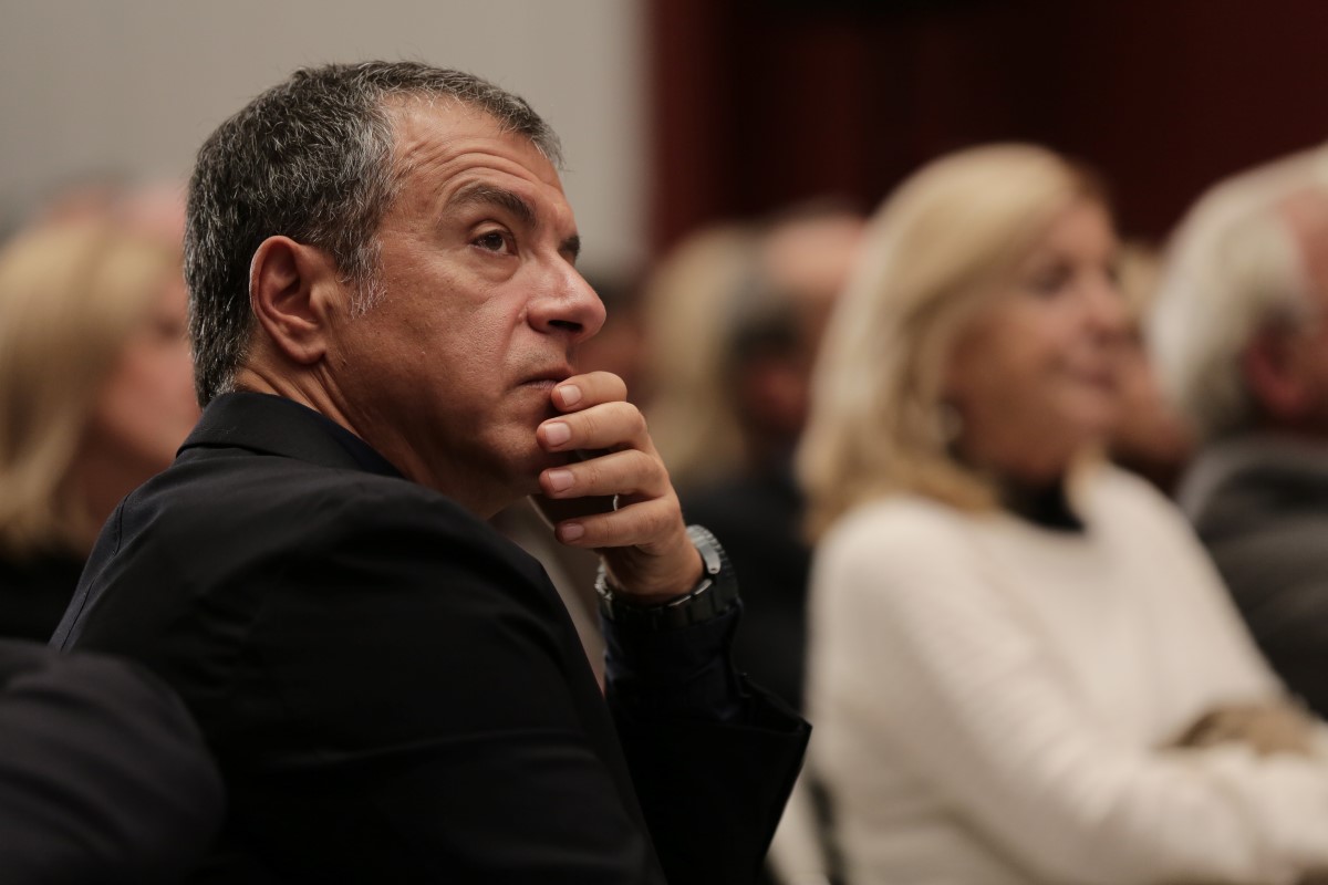 Θεοδωράκης: Μην μιλάμε με όρους πανικού για τα εθνικά θέματα