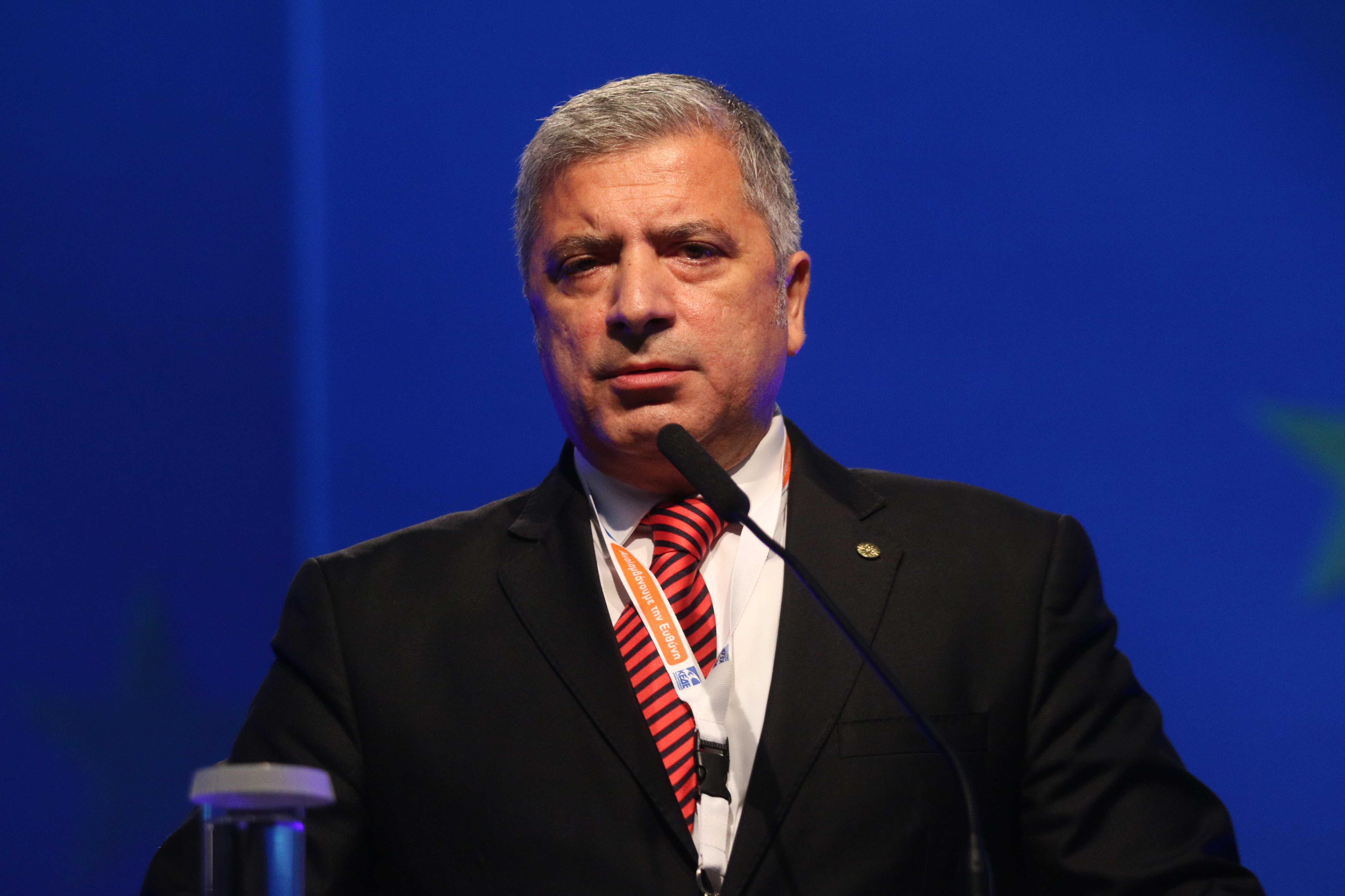 ΚΕΔΕ: Δεν στέλνει τα οικονομικά στοιχεία των δήμων στο ΥΠΕΣ