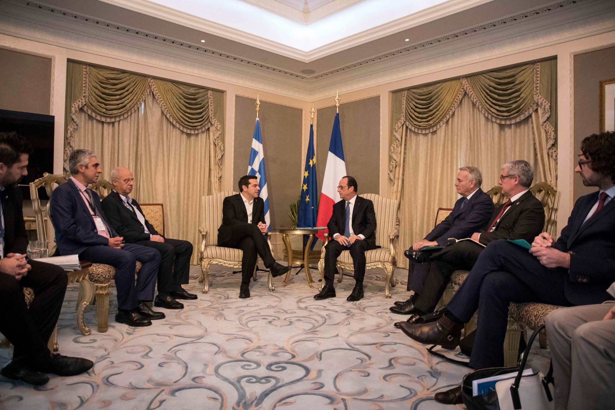 Τι συζήτησε ο Αλέξης Τσίπρας με τον Φρανσουά Ολάντ