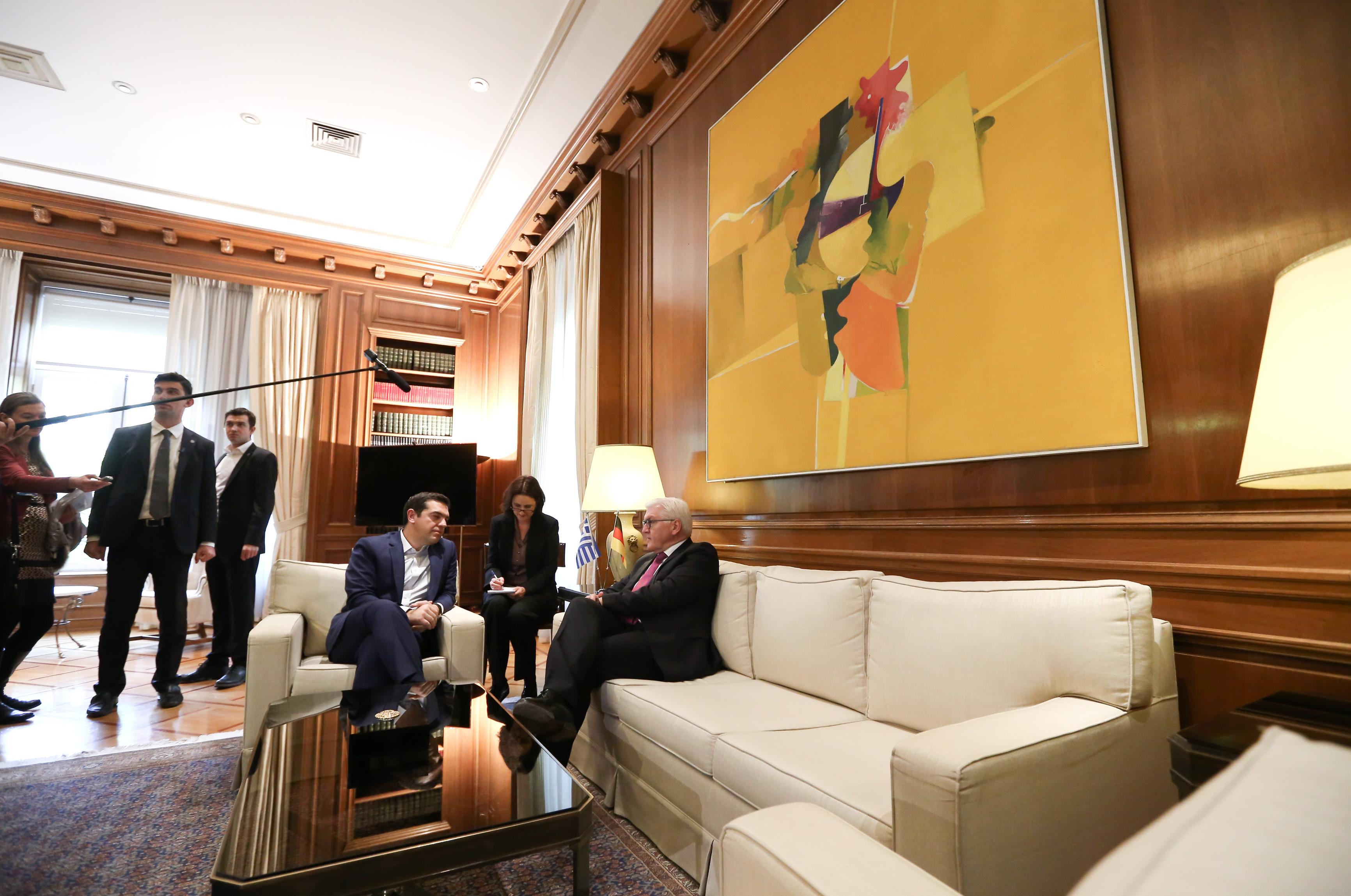 Τσίπρας σε γερμανό ΥΠΕΞ: Η Ευρώπη να στρέψει το βλέμμα στην Ελλάδα