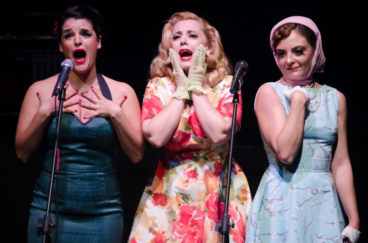 Αμπαζούρ: Οι καλεσμένοι του Δεκεμβρίου